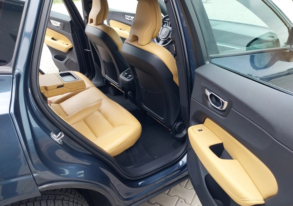 Volvo XC 60 cena 135900 przebieg: 89000, rok produkcji 2018 z Siedlce małe 781